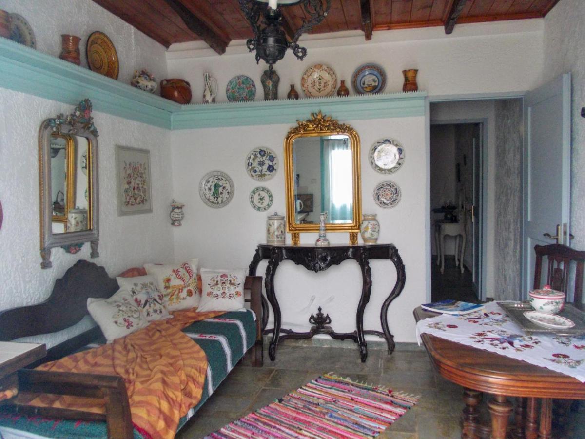 Nyfes Traditional Boutique Frosyni Skyros Esterno foto