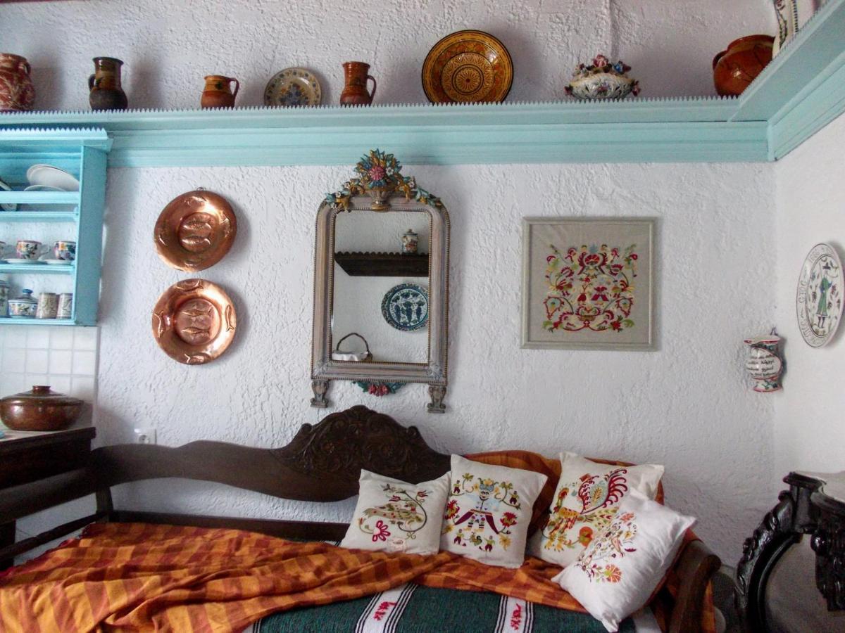 Nyfes Traditional Boutique Frosyni Skyros Esterno foto