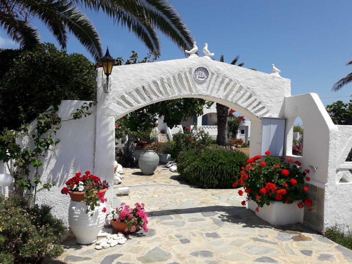 Nyfes Traditional Boutique Frosyni Skyros Esterno foto